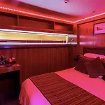 Vip Yacht & Hotel 3*