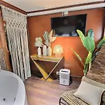 Vip Yacht & Hotel Paříž