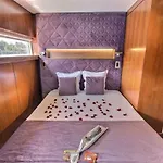 Vip Yacht 3*