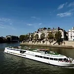 Vip Yacht Hotel Paris