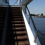 Hotel Vip Yacht