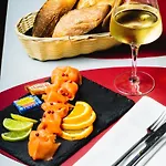 Vip Yacht & 3* Paryż