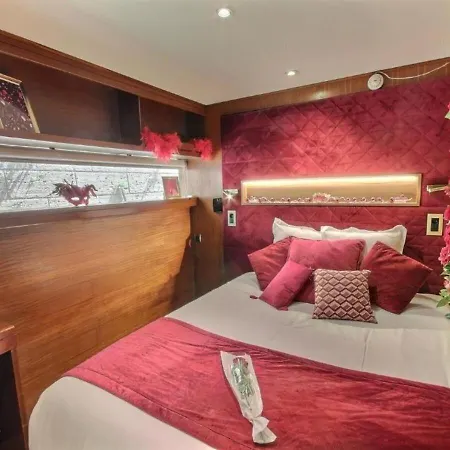 Otel Vip Yacht & 3*