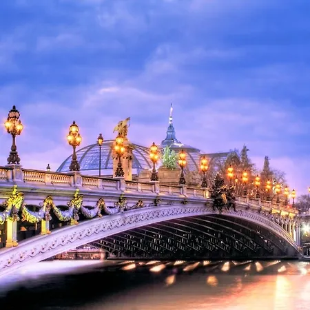 Vip Yacht & ホテル 3*