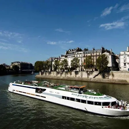 Vip Yacht & Hotell Paris