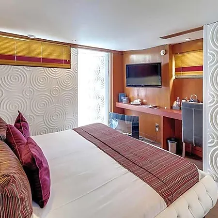 Vip Yacht & 3*