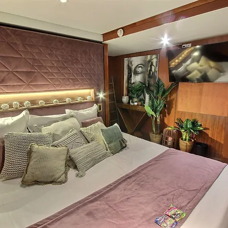 Hotel Vip Yacht &