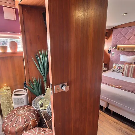 Vip Yacht & Otel Paris
