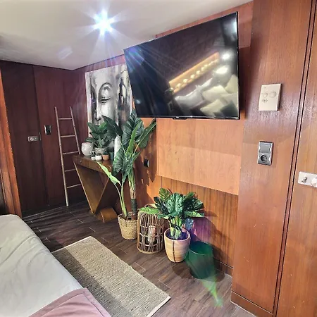 Vip Yacht & 3* Paris