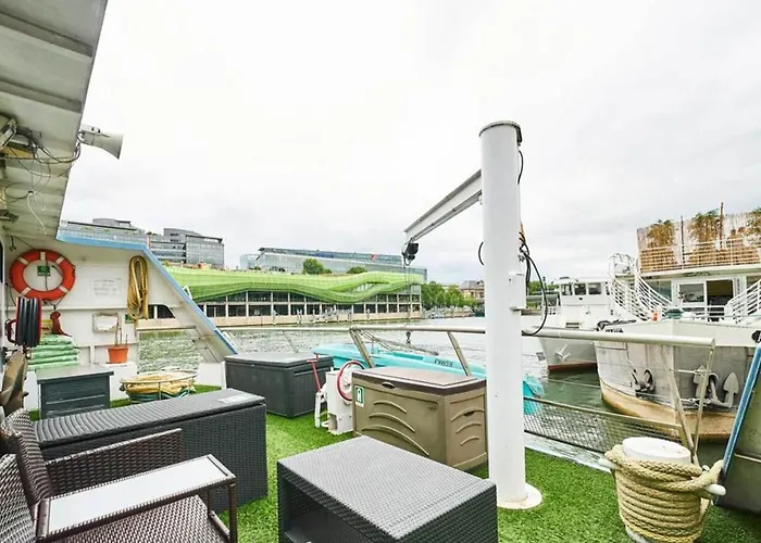 Vip Yacht Hôtel&spa Hotel Paris