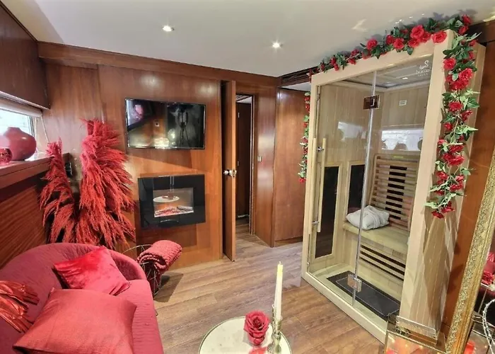 Vip Yacht Hôtel&spa Hotel