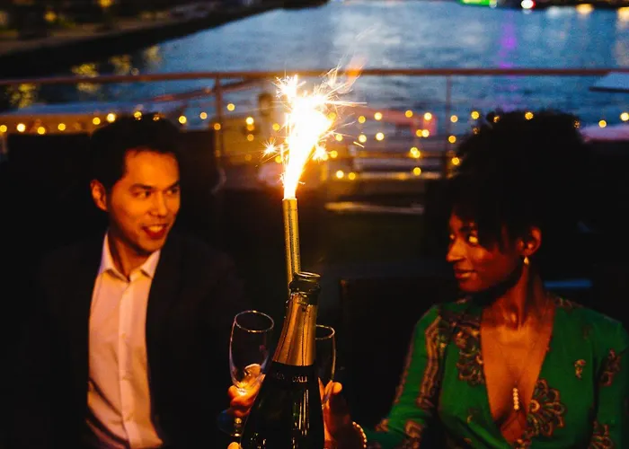 Vip Yacht Hôtel&spa Hotel 3*