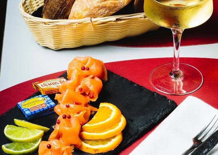 Vip Yacht Hôtel&spa 3* Paris