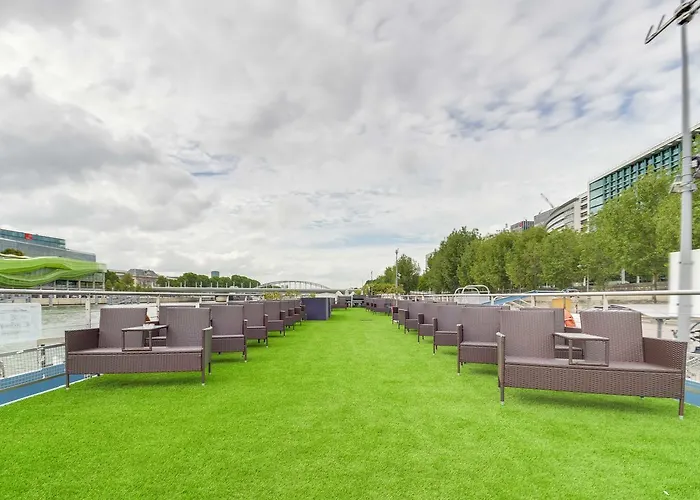 Vip Yacht Hôtel&spa Hotel