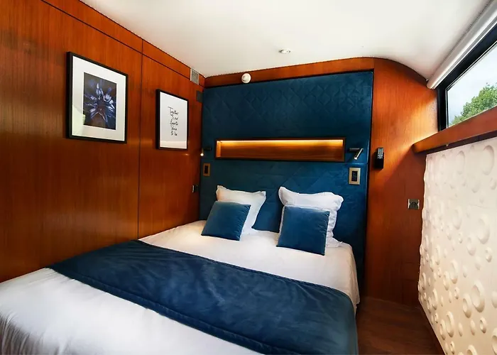 Vip Yacht Hôtel&spa 3*