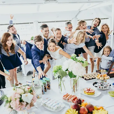 Vip Yacht & Отель Париж