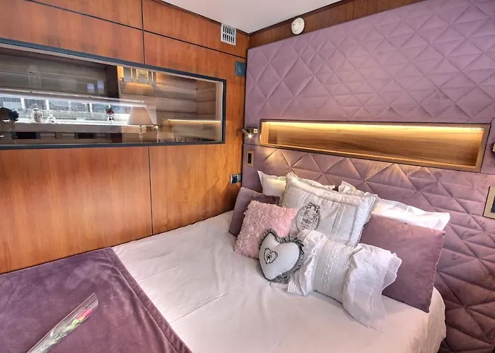 Vip Yacht & Париж