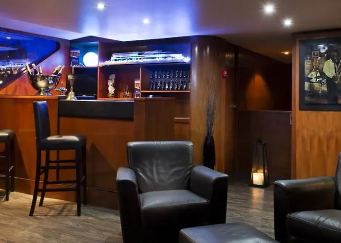 Отель Vip Yacht & 3*