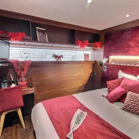 Vip Yacht & Hotel Parigi