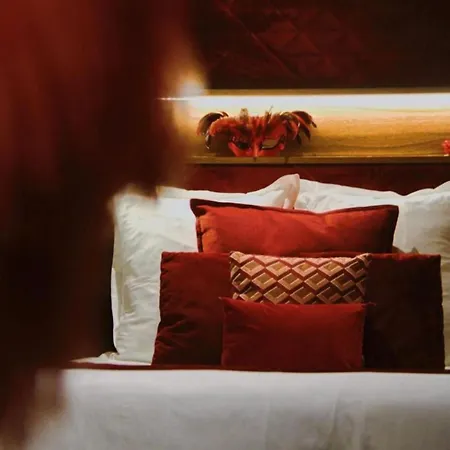 Vip Yacht & Hotel Parigi