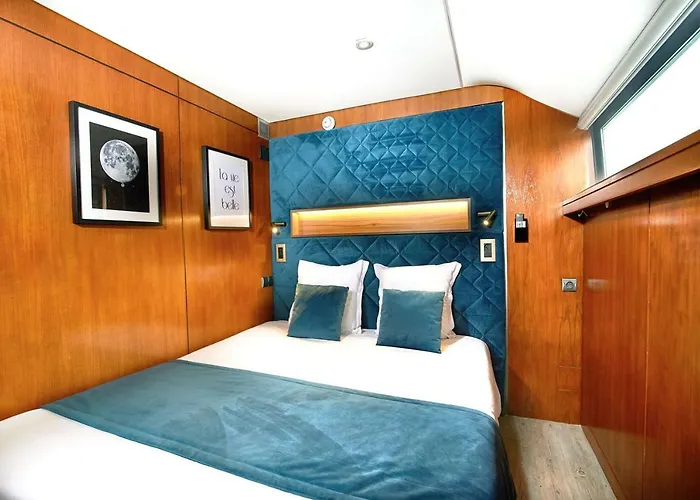 Vip Yacht & Hotel París